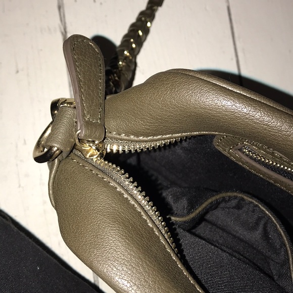 Dark grey and gold chain strap bag - Picture 3 of 4